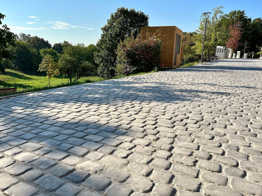 Podne obloge Rustic Cobble podna obloga – detalj popločenja