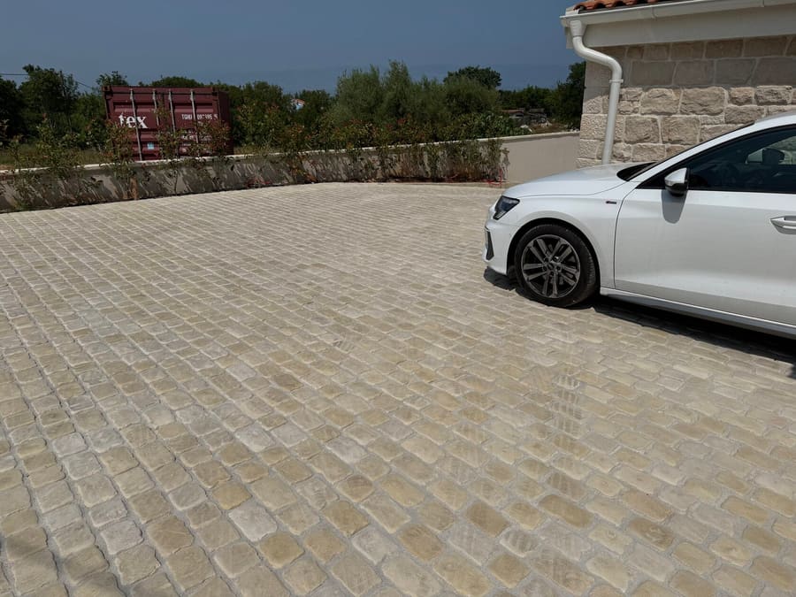 Podne obloge Rustic Cobble podna obloga – primjena na terasi